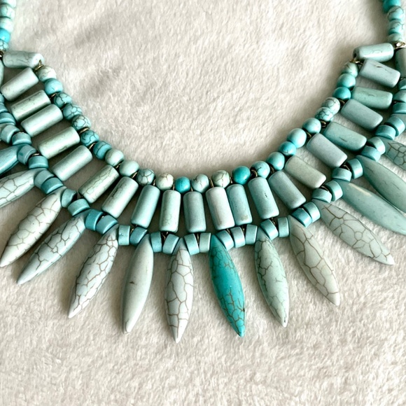 Beaded Turquoise Necklace/w Rhinestones - Picture 9 of 17